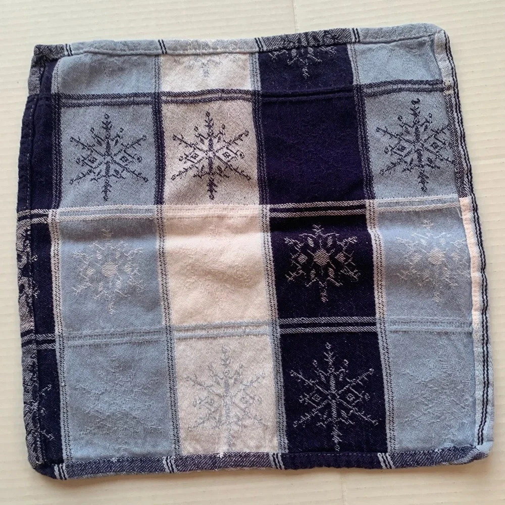 Blue And White Checked Snowflake Bathroom Face Wash Cloths Set of 8